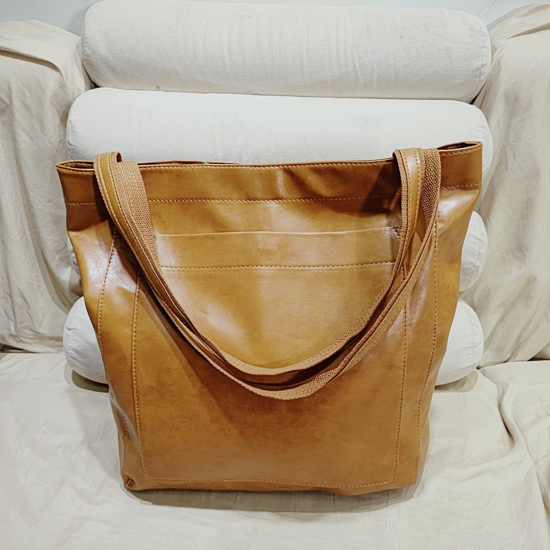 Natasha – Vintage Women's Shoulder Bag with Pockets