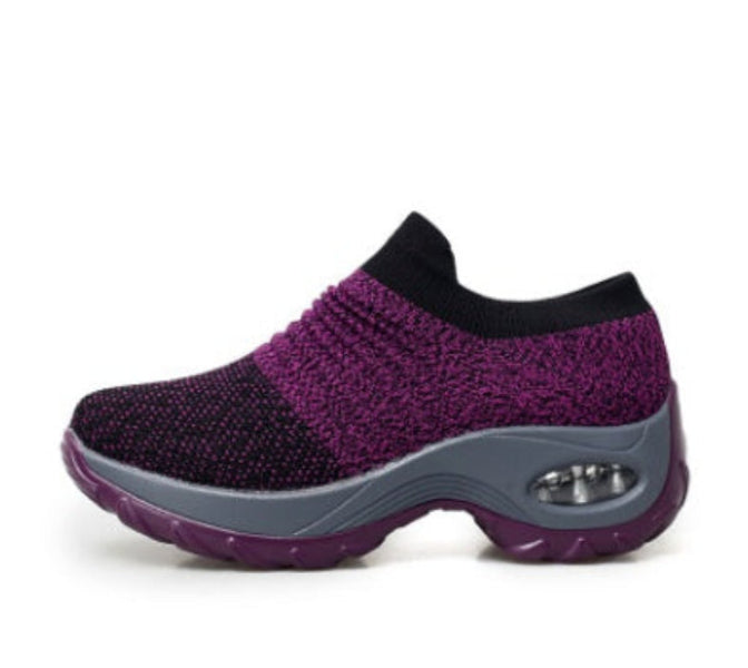 Gerald – Dancing Soft Sole Woven Flying Shoes