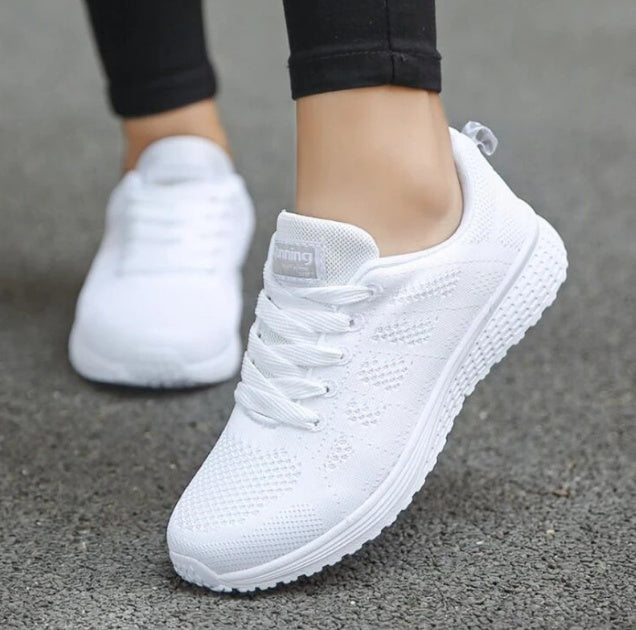 Kathleen – Sporty Women's Sneakers