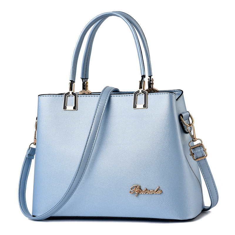 Women's handbag with shoulder strap – Elegant and versatile for daily use