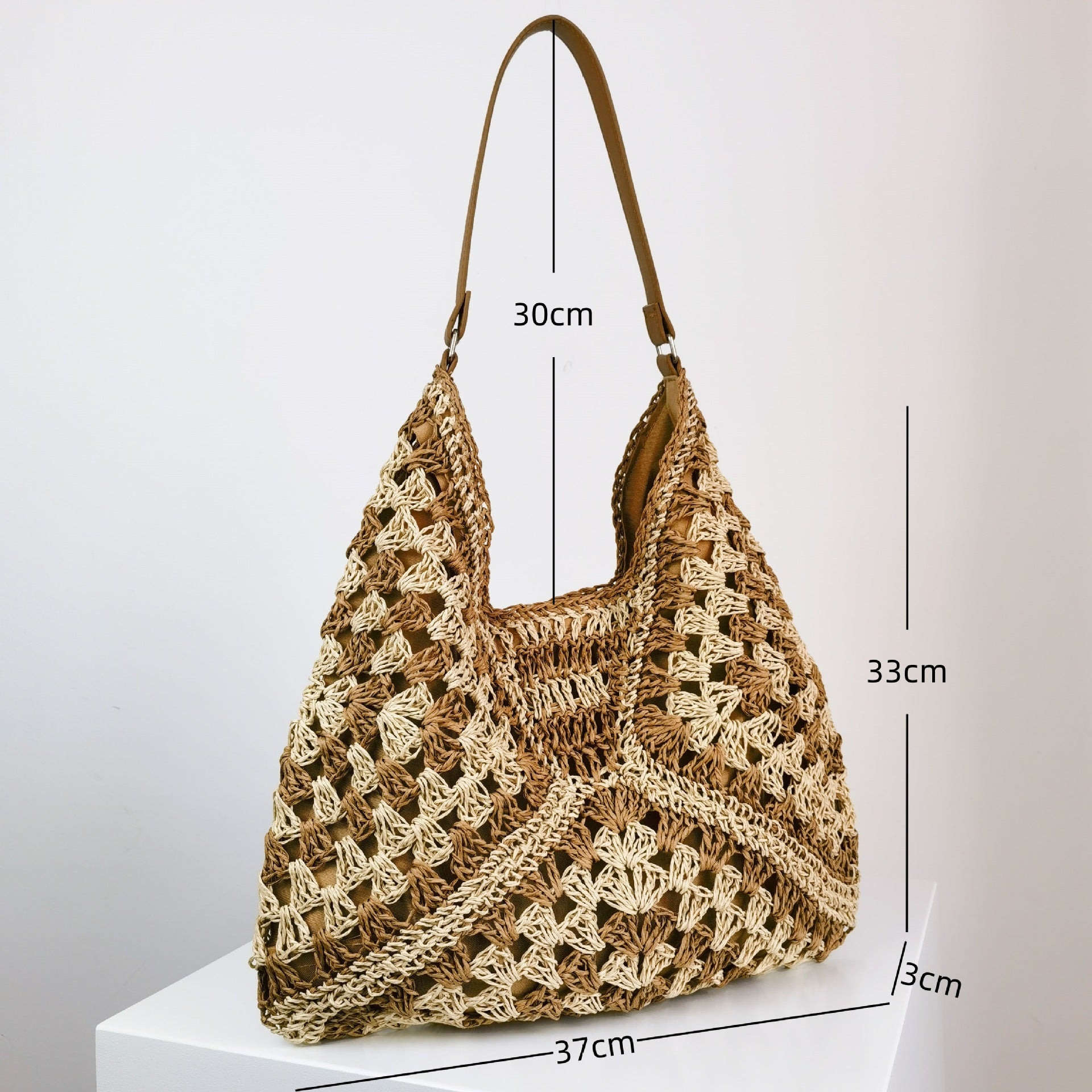 Sophia – Handmade Straw Woven Shoulder Bag with Contrast Colors