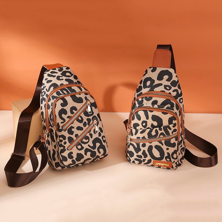 Natalie – Leopard Print Shoulder Bag with Headphone Jack