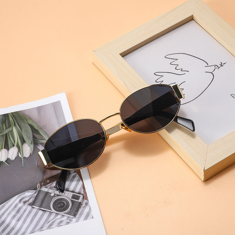 Pamela – Retro Oval Sunglasses with Metal Frame