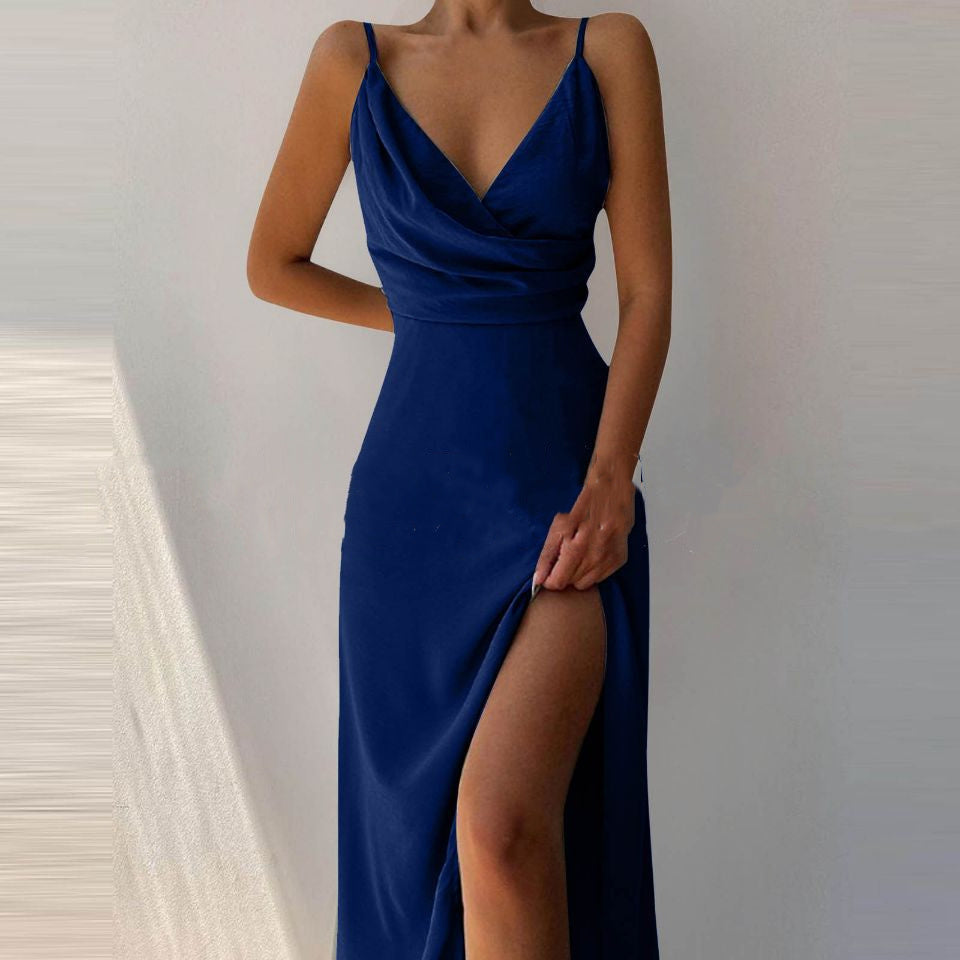 Mary – V-neck Slip Dress with Low Neckline and Print