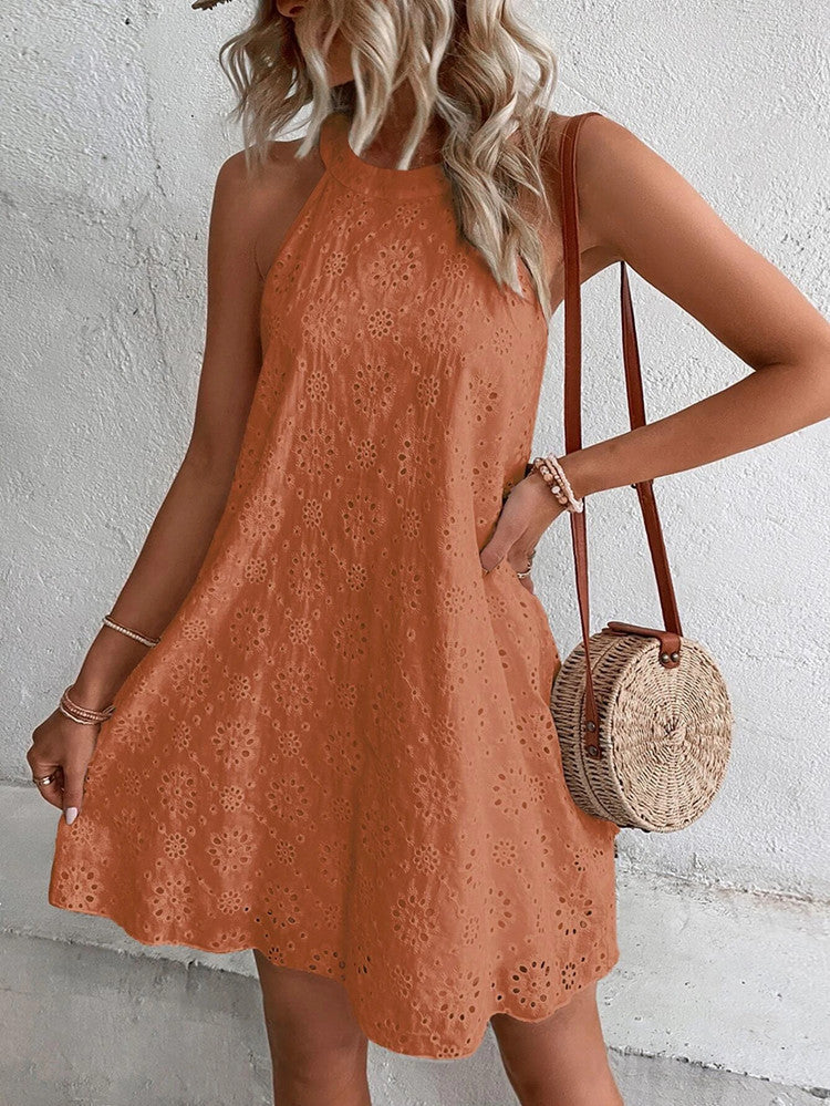 Judith – Sleeveless Dress with Button and Lace