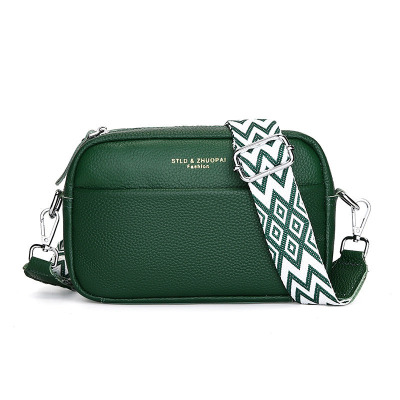 Women's crossbody shoulder bag with wide strap – Fashionable and practical for daily use