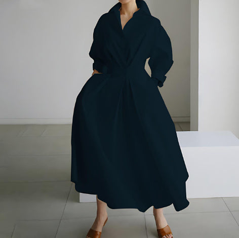 Women's stylish long dress with striking print and V-neck