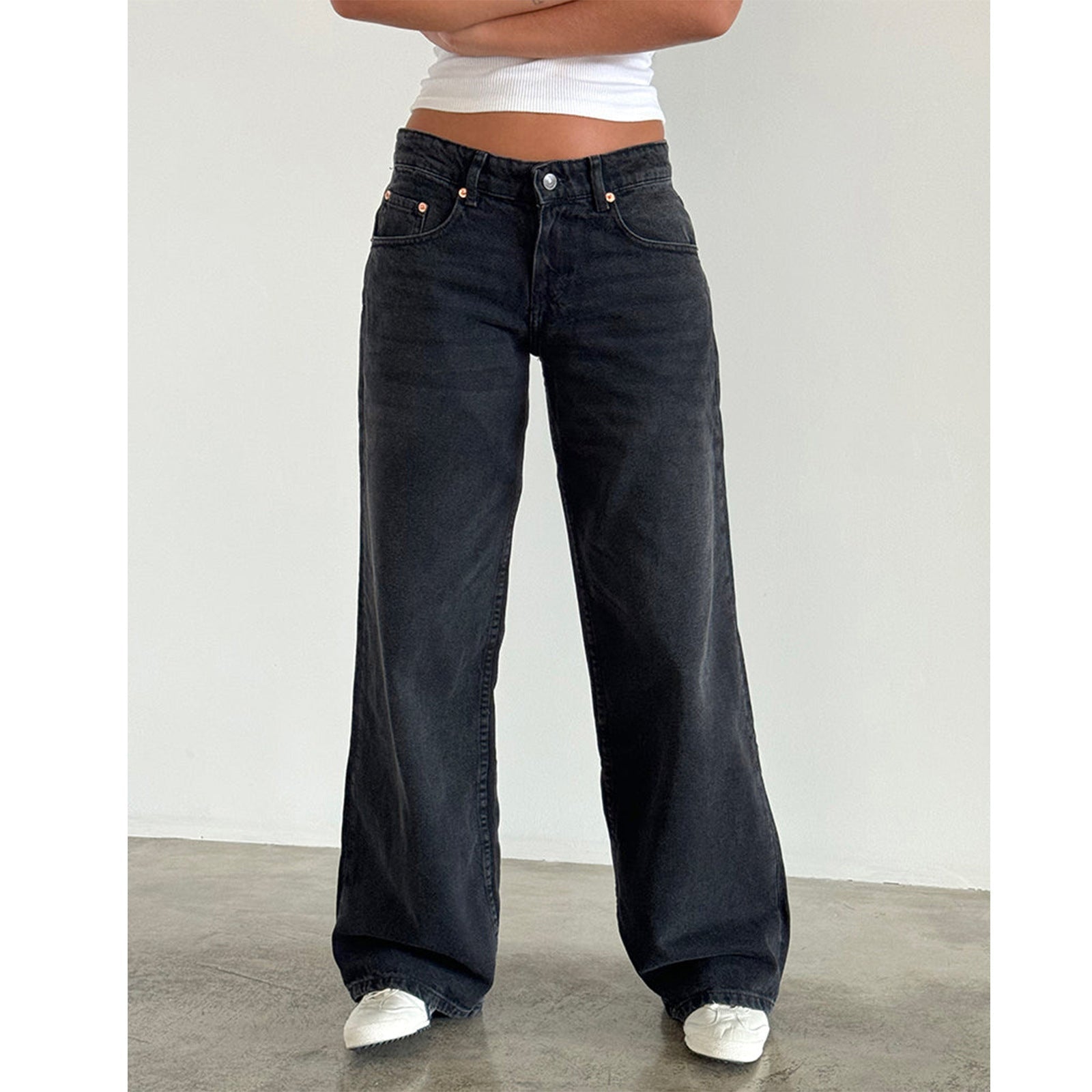 Vanessa – Wide Denim Pants with Feminine Cut