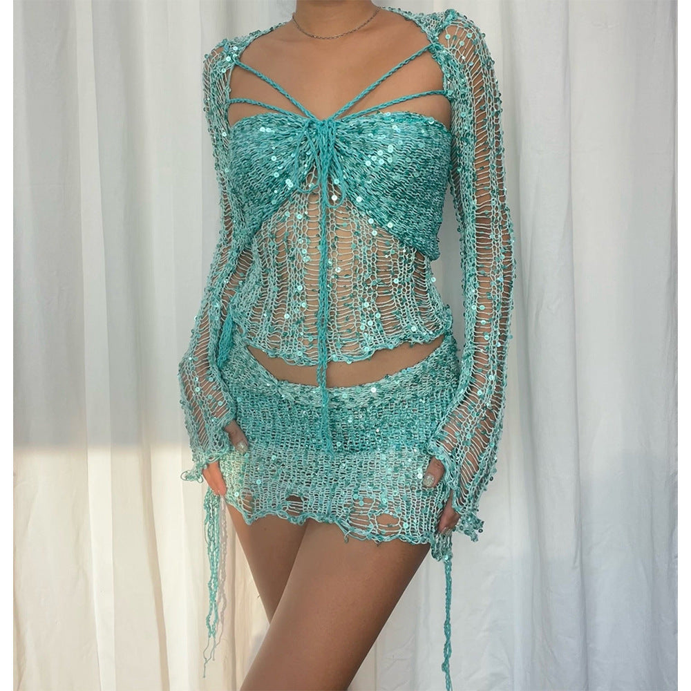 Women's fashionable 2-piece set with glitter accents and mesh effect