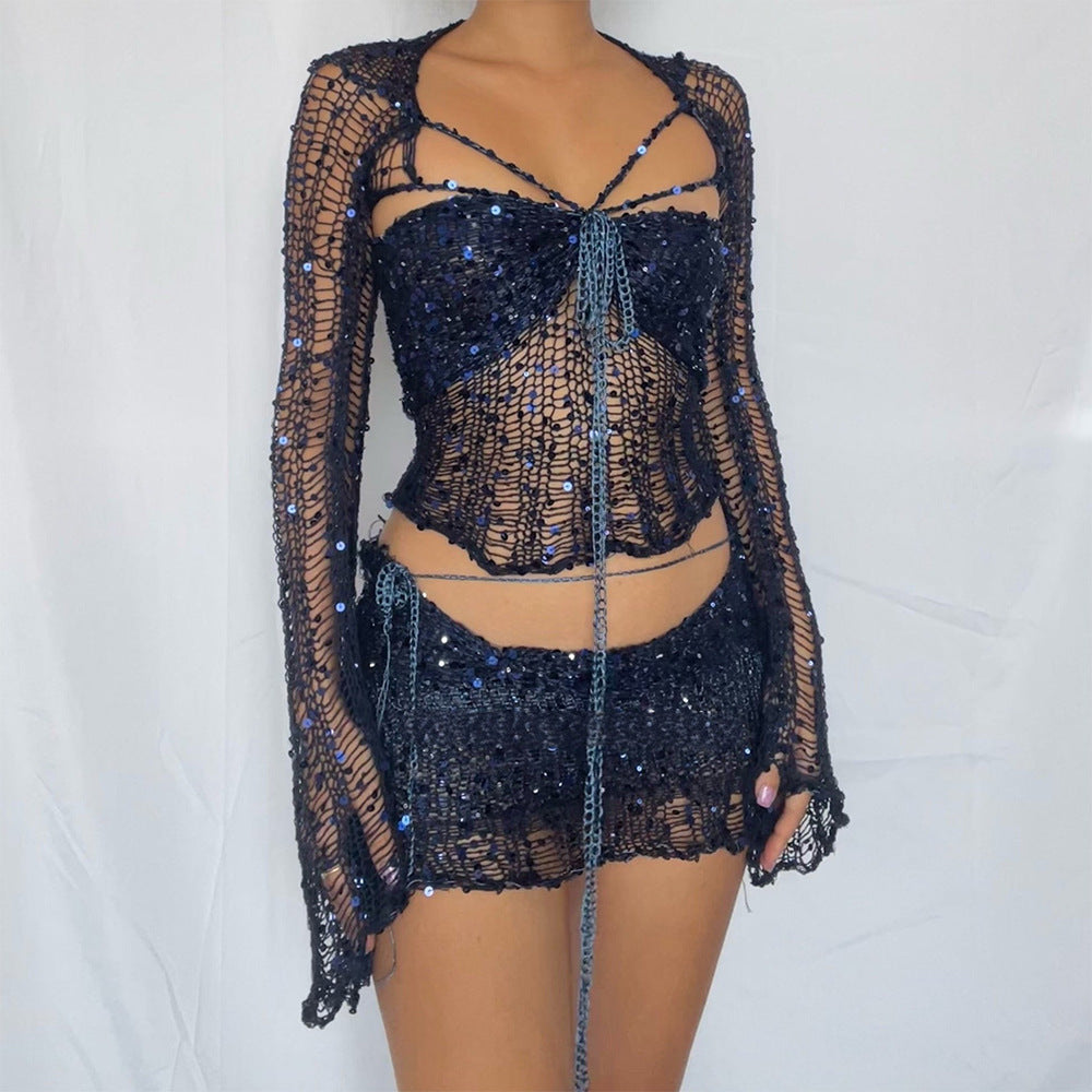 Women's fashionable 2-piece set with glitter accents and mesh effect