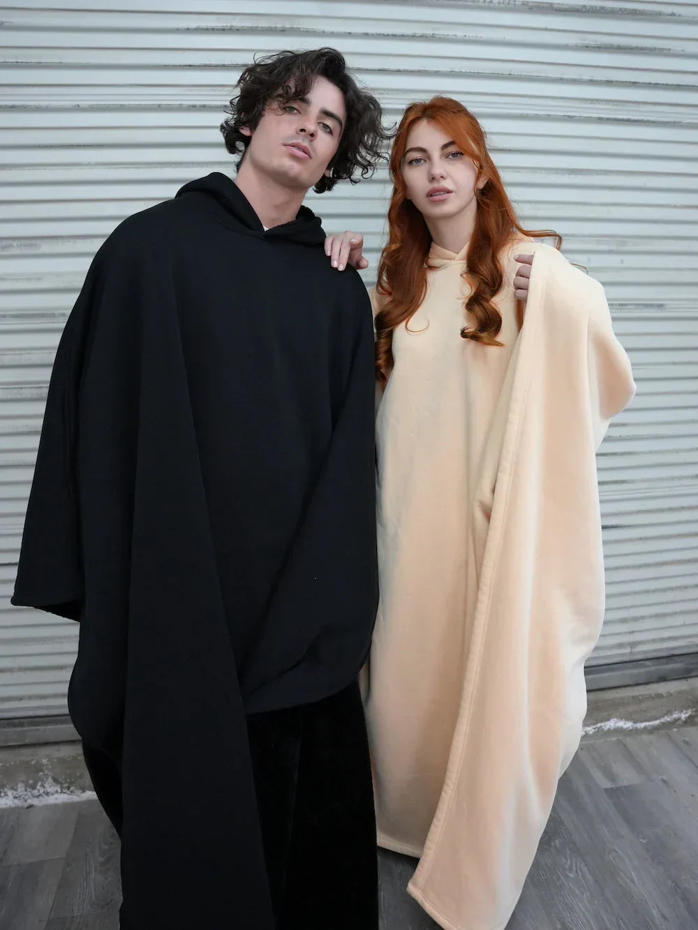 Women's Oversized Hoodie Blanket – Comfortable Loungewear for Home & Outside