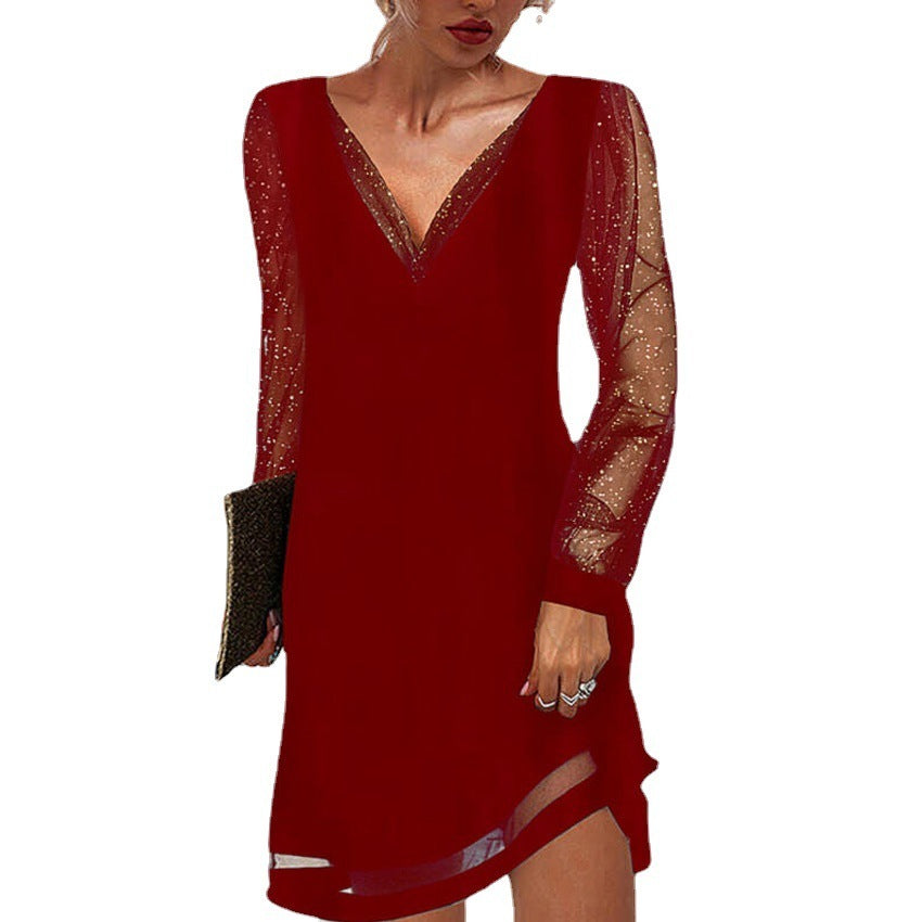 Samantha – Dress with Lace and V Neck
