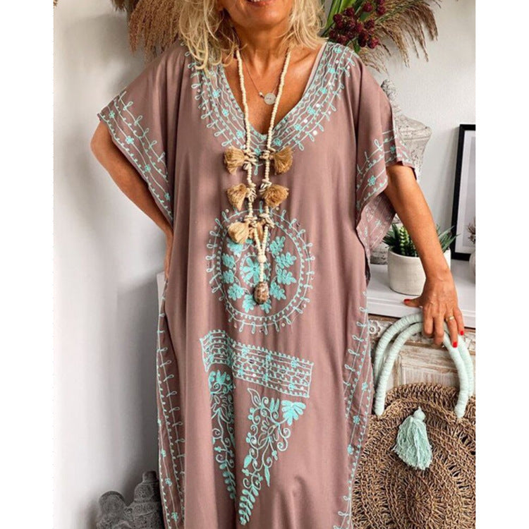 Judith – Loose Boho Print Maxi Dress with V-Neck