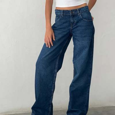 Vanessa – Wide Denim Pants with Feminine Cut
