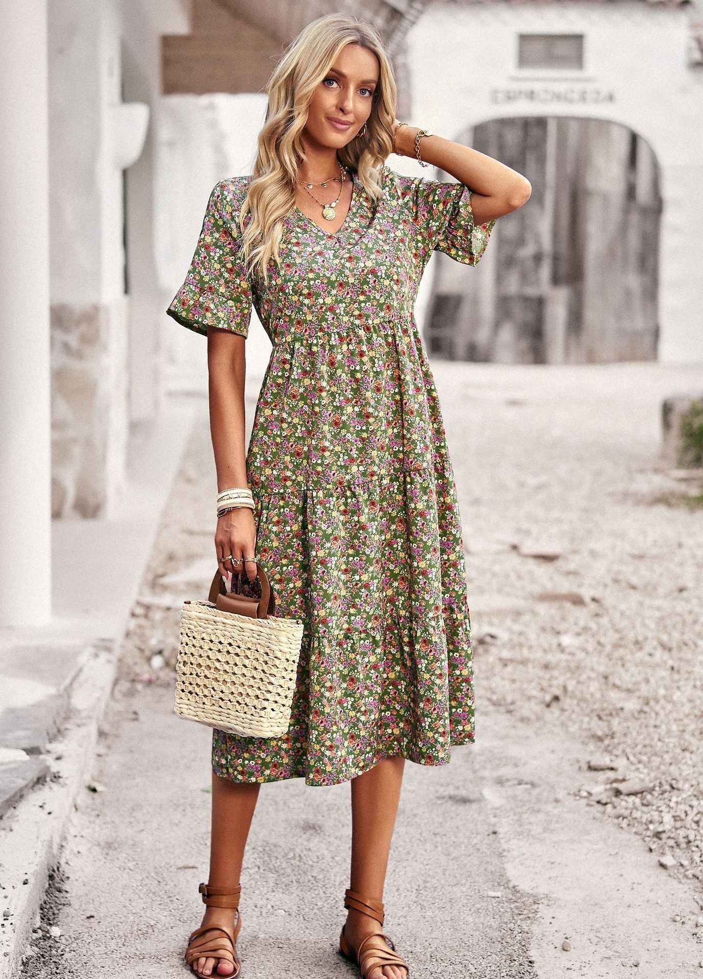 Stephanie – Elegant V-neck Dress for Women