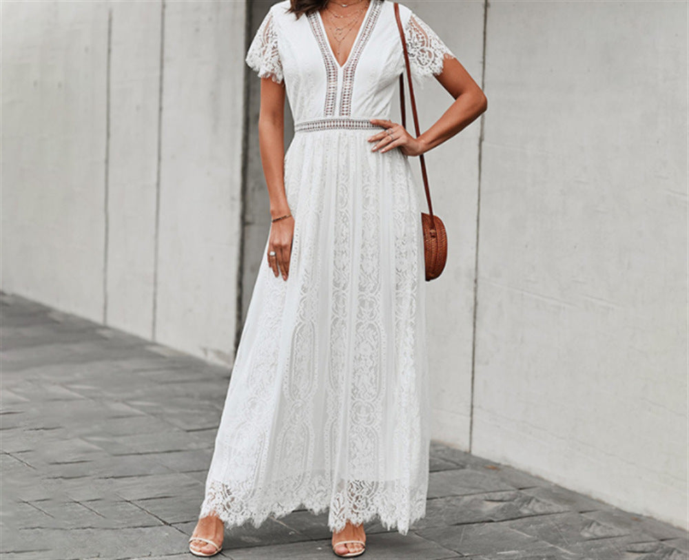 Amelia – Elegant Long Dress with Lace and Short Sleeves