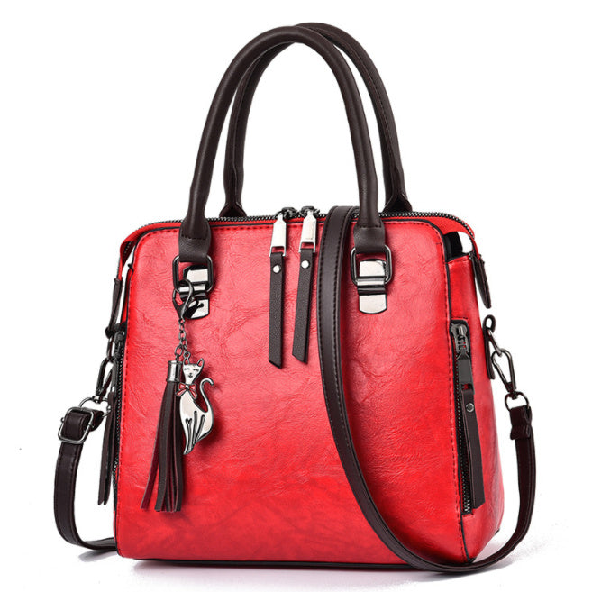 Tracy – Large Luxury Shoulder Bag with Tassels
