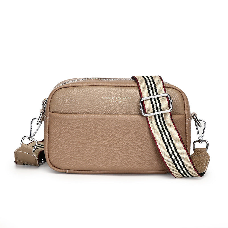 Women's crossbody shoulder bag with wide strap – Fashionable and practical for daily use