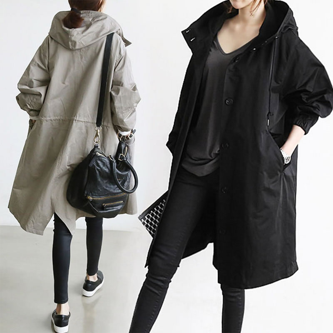 Women's Long Waterproof Raincoat – Fashionable Oversized Parka for Allround Use