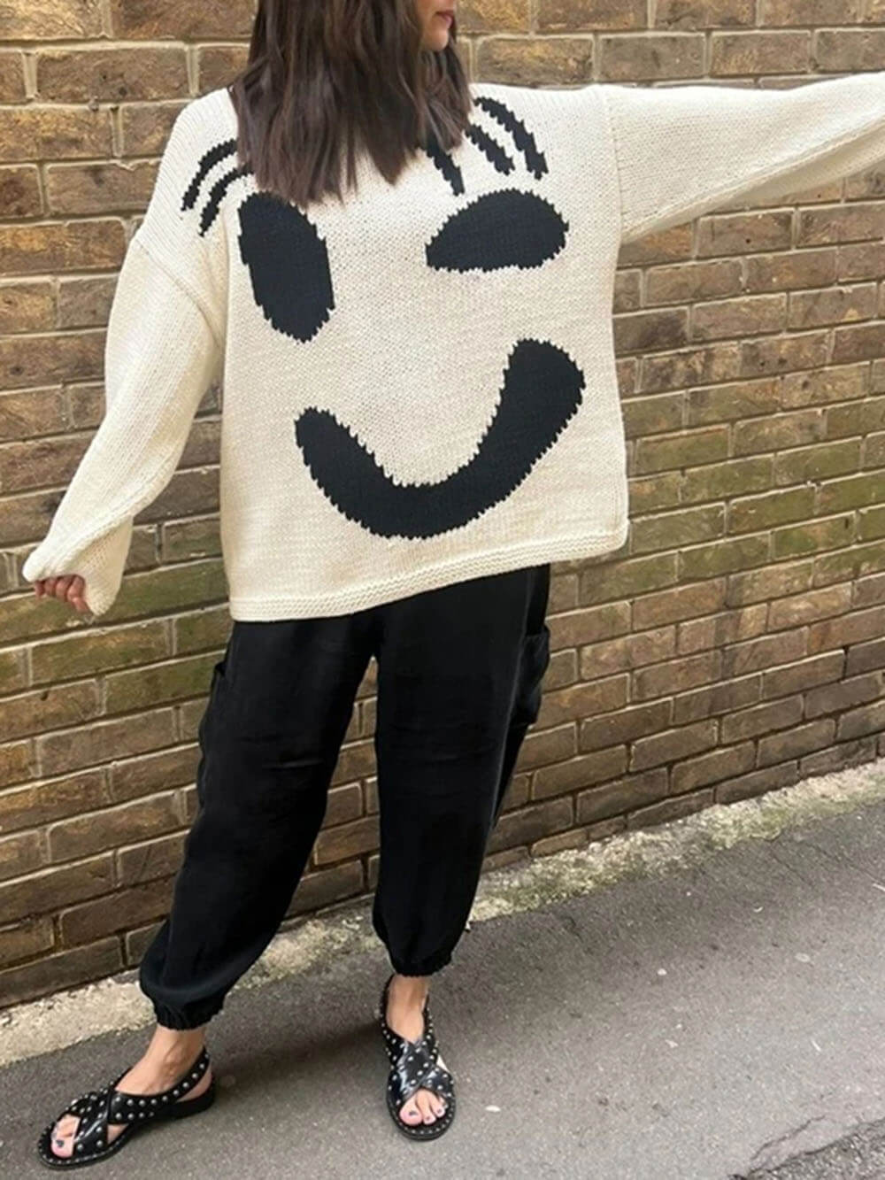 Women's Knitted Sweater with Abstract Smiley - Comfortable Casual Style for Sunday & Leisure Time