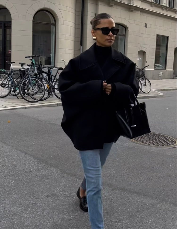 Women's oversized wool coat – fashionable boxy fit coat for autumn and winter, casual & chic