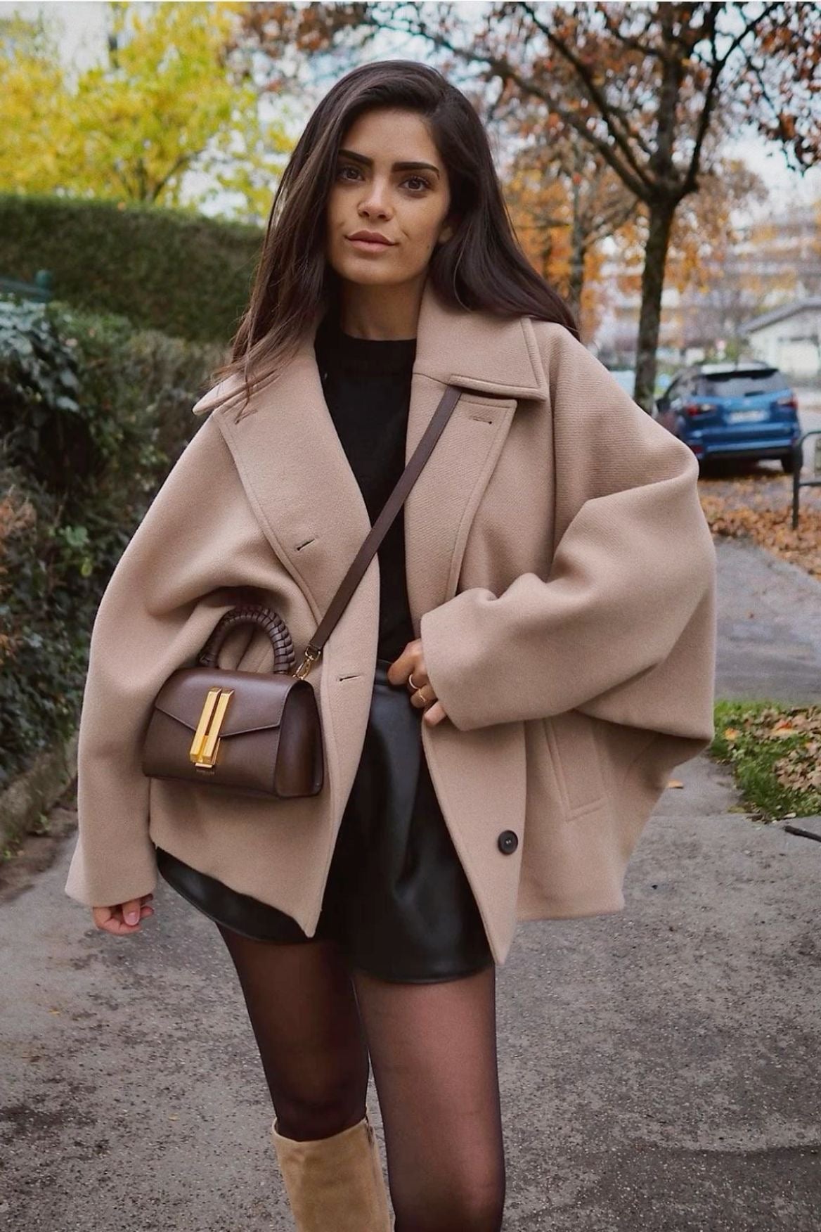 Women's oversized wool coat – fashionable boxy fit coat for autumn and winter, casual & chic