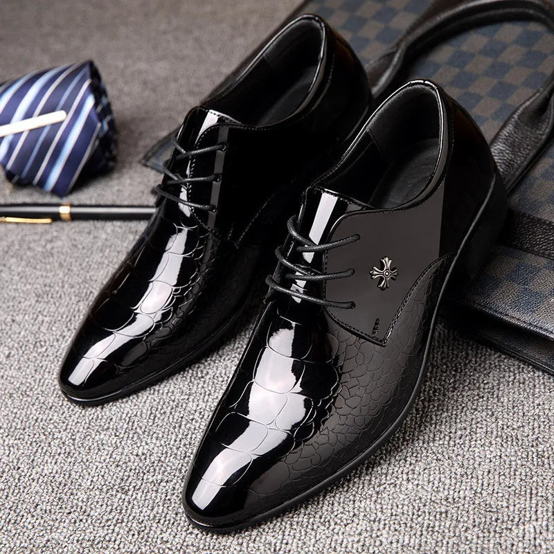 Men's Oxford Shoes - Classic Pointed Patent Leather Shoe for Formal Occasions