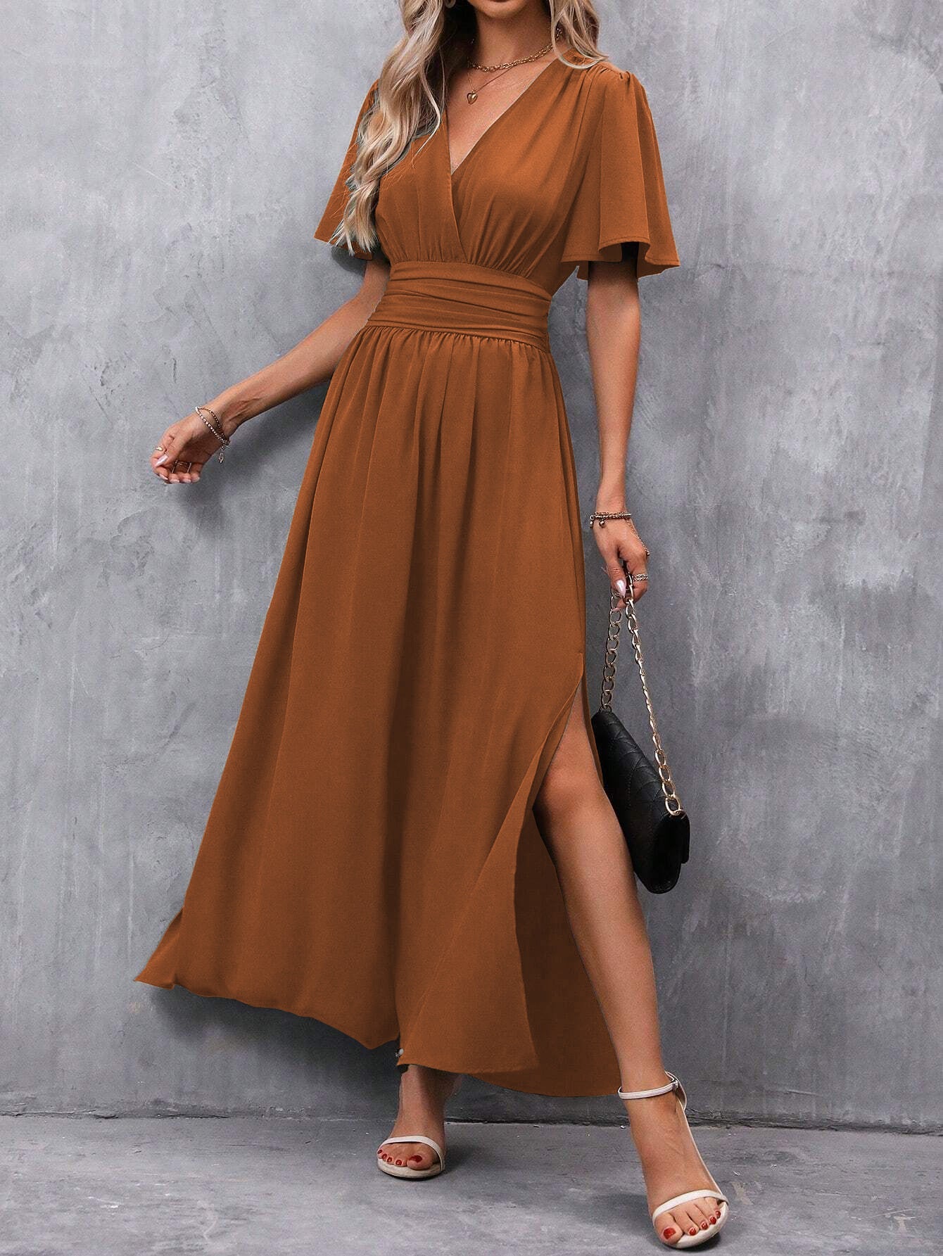 Women's Maxi Dress with V-Neck and Split – Elegant Evening Dress with Summery Flair