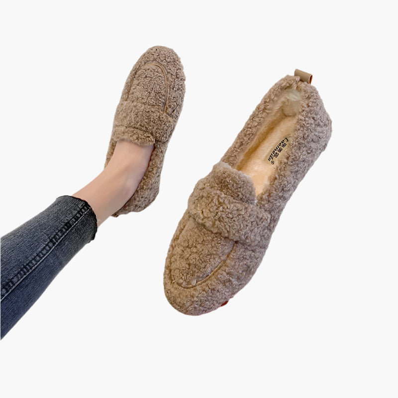 Women's Plush Slippers Comfortable Slip-Ons for Home