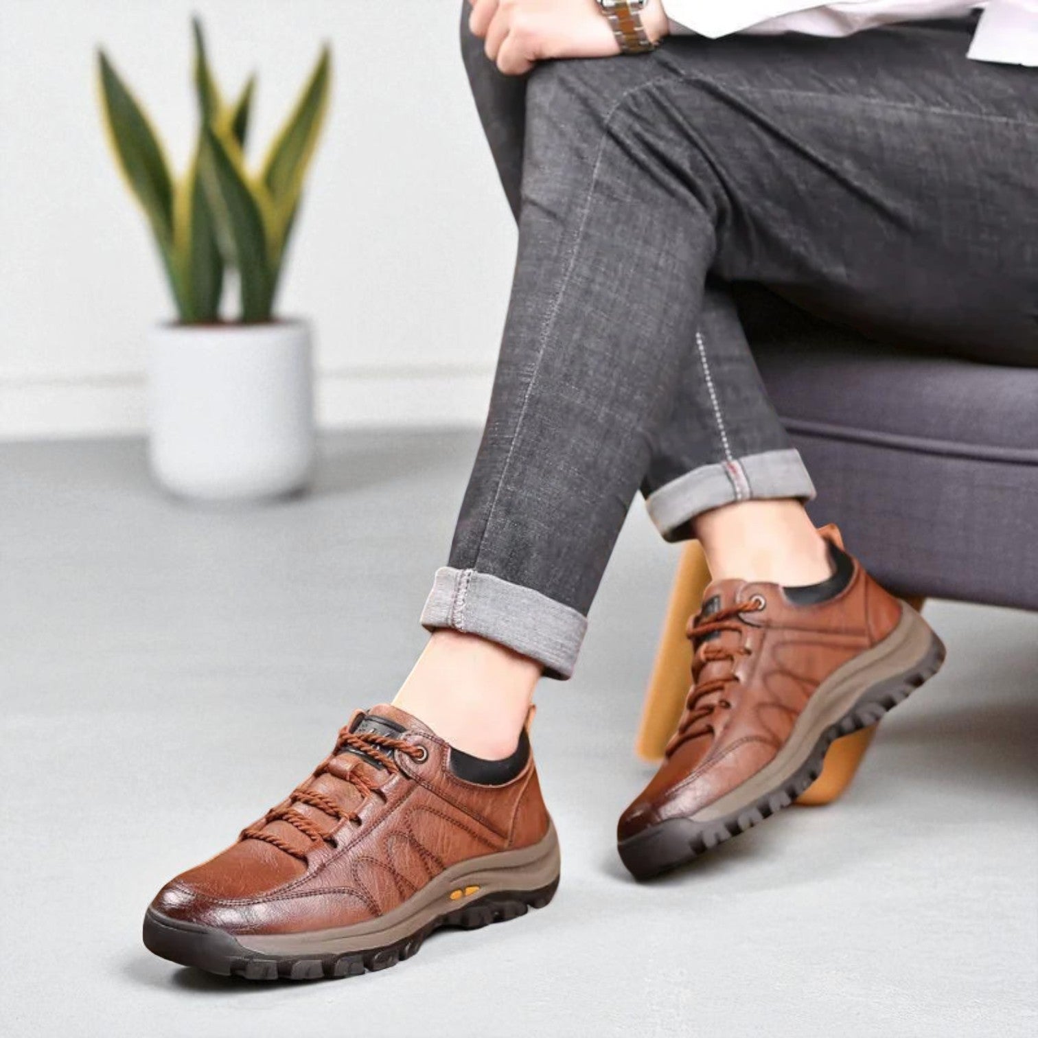Men's Outdoor Hiking Shoes Non-slip Adventurous Sneakers