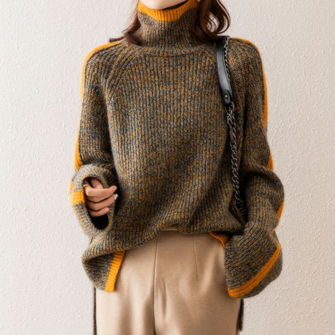 Women's Knitted Oversized Sweater with Turtleneck – Comfortable Warm Winter Style for Casual and Festive Use