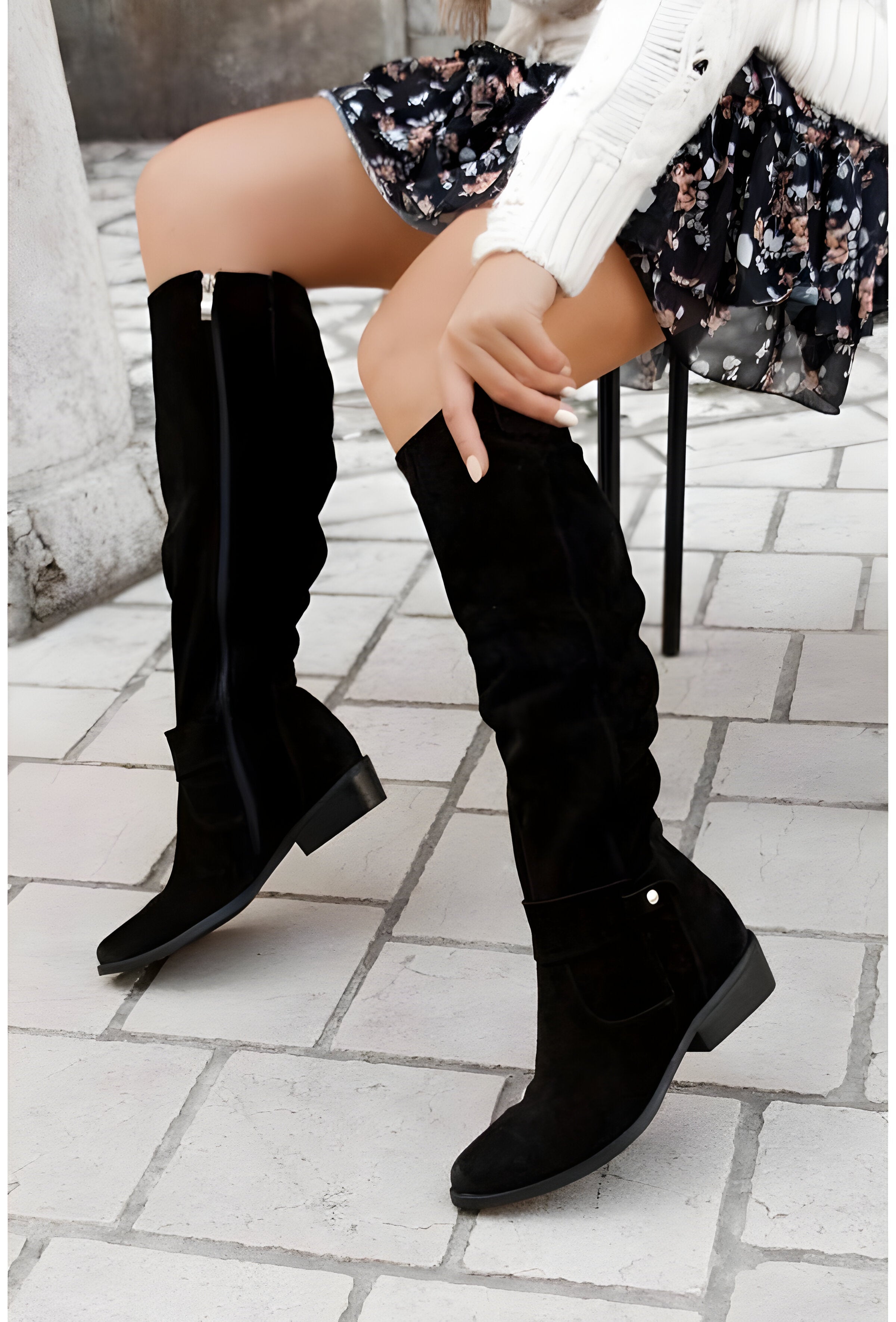 Women's Knee-High Fashionable Boots for Comfort and Daily Use
