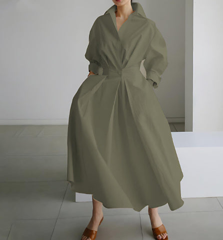 Women's stylish long dress with striking print and V-neck