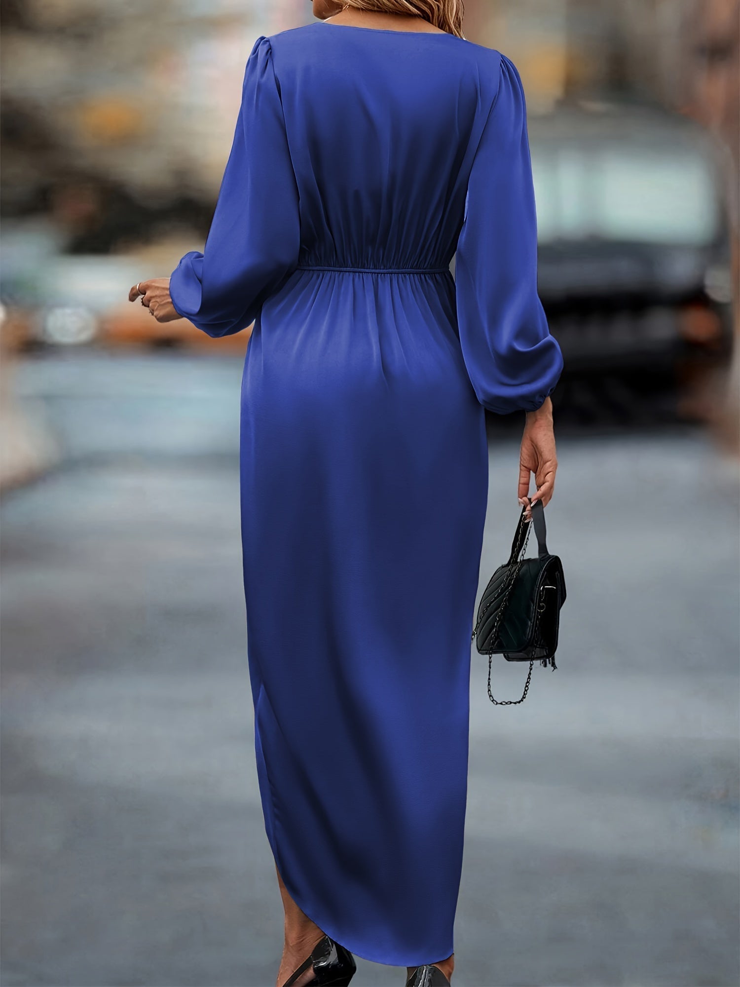 Chic ladies evening dress with long sleeves and elegant pleat detail