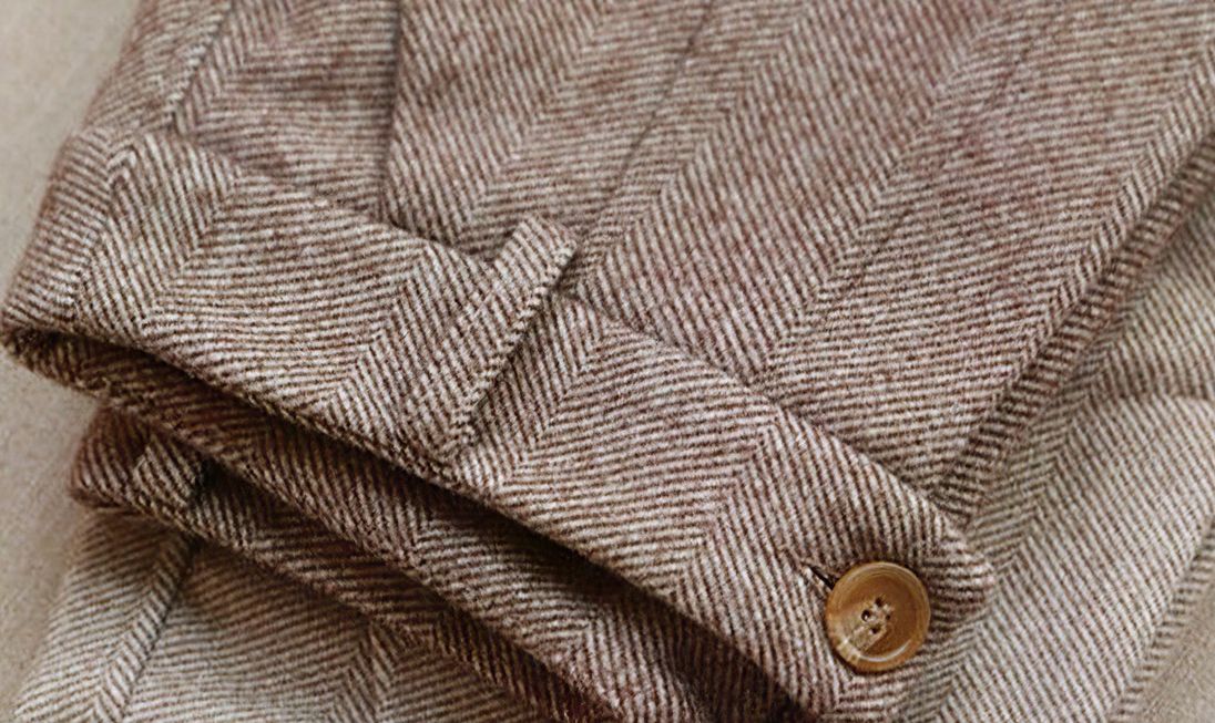 Women's elegant wool trousers for business and formal occasions