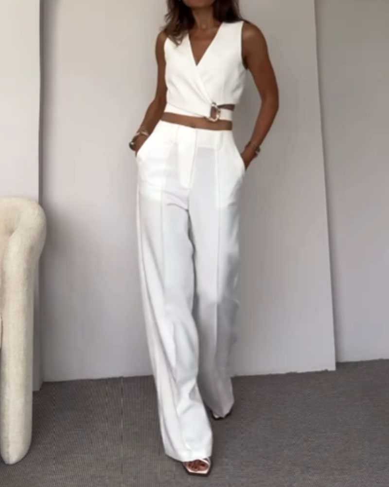 Julie – Crop Top and Long Pants
