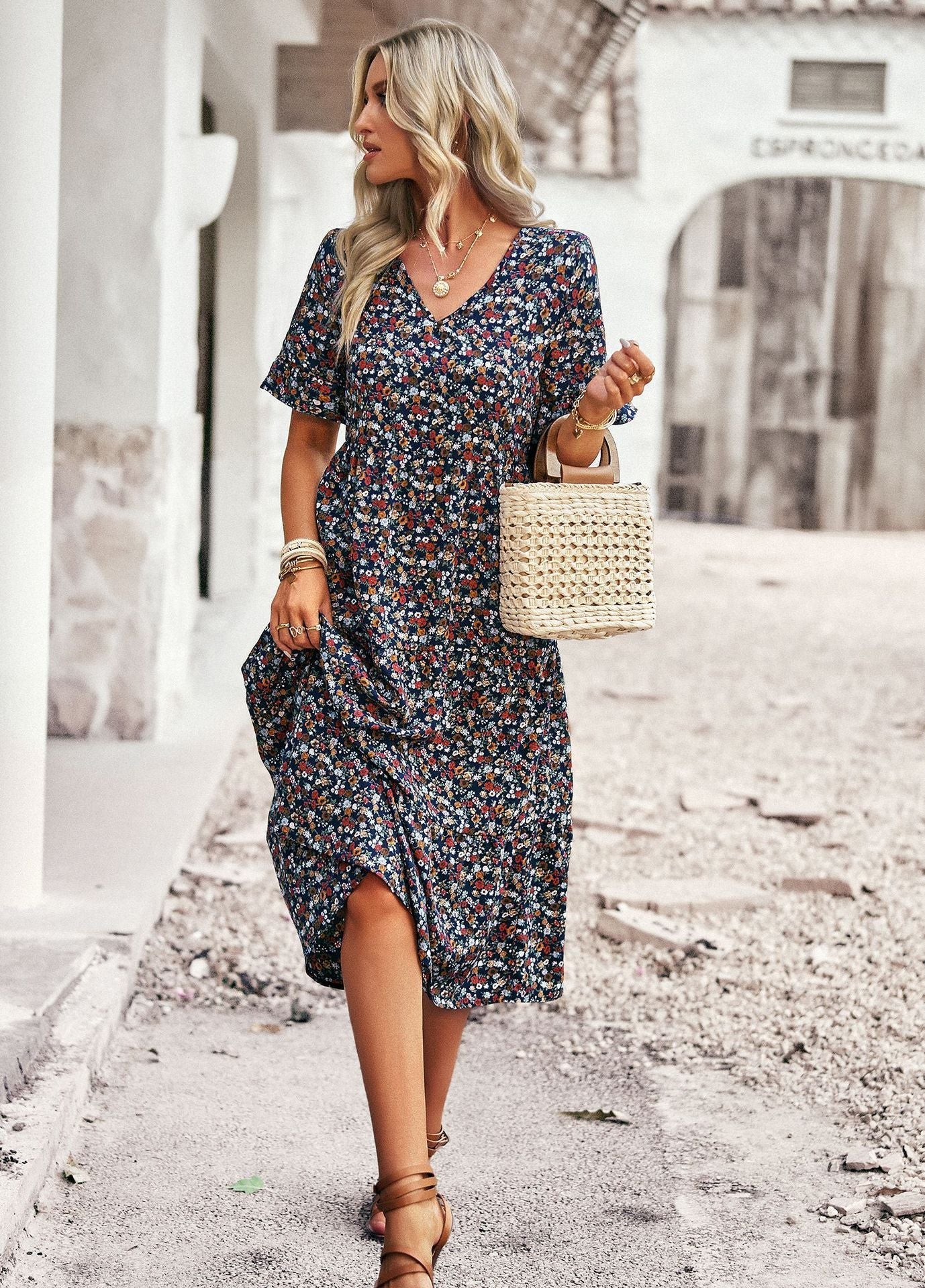 Stephanie – Elegant V-neck Dress for Women