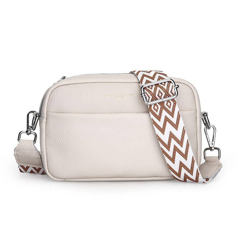 Women's crossbody shoulder bag with wide strap – Fashionable and practical for daily use
