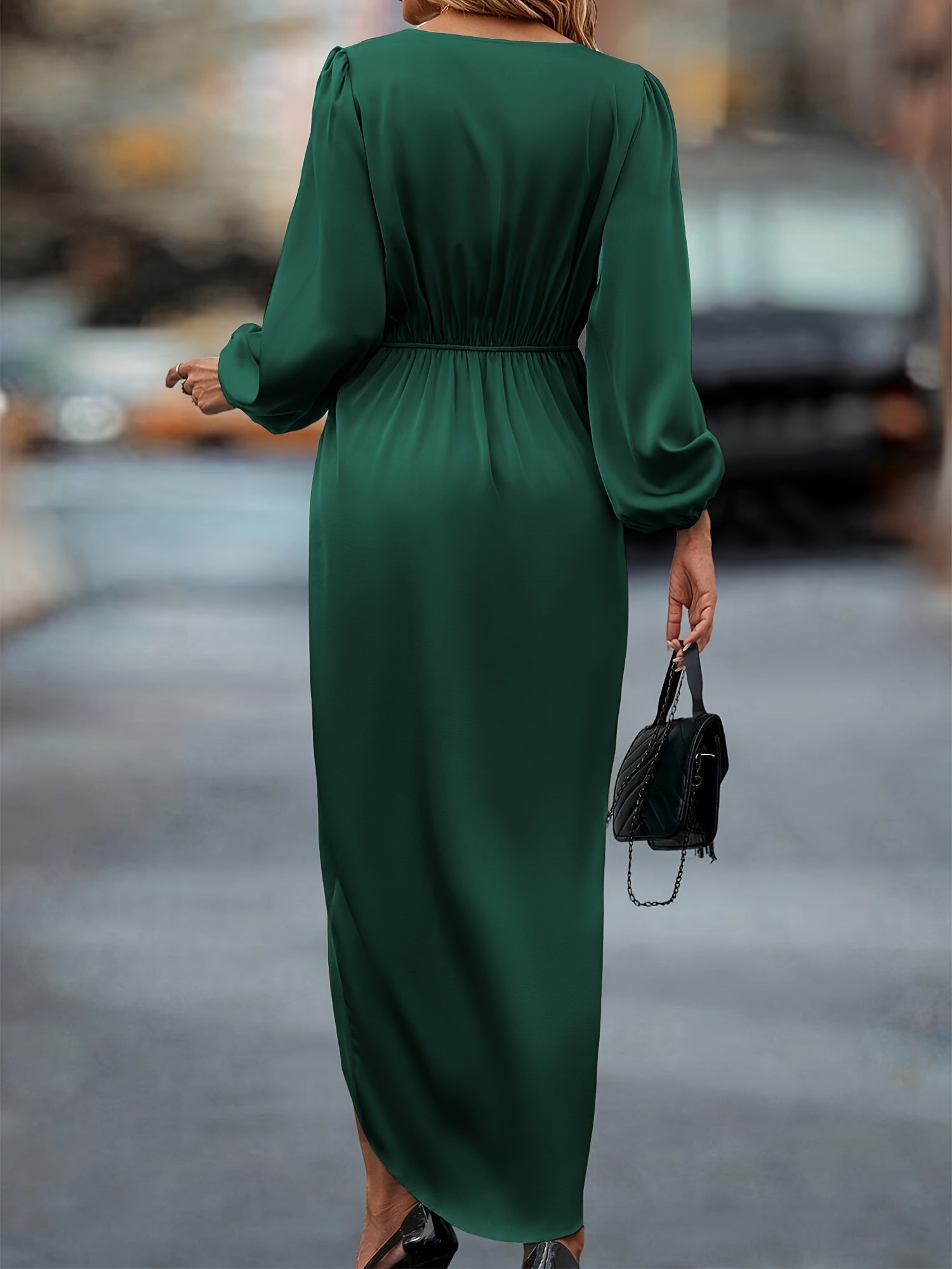 Chic ladies evening dress with long sleeves and elegant pleat detail