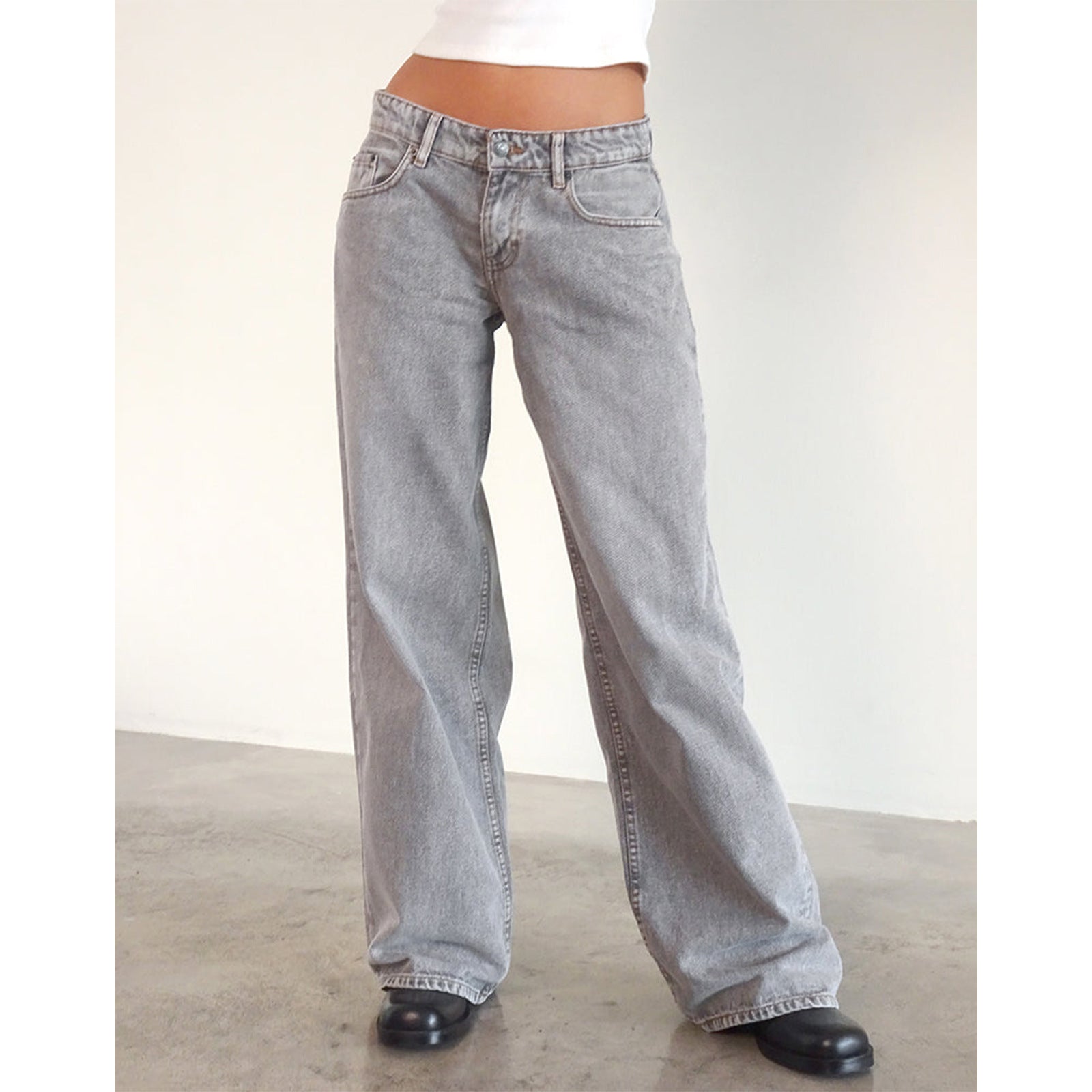 Vanessa – Wide Denim Pants with Feminine Cut