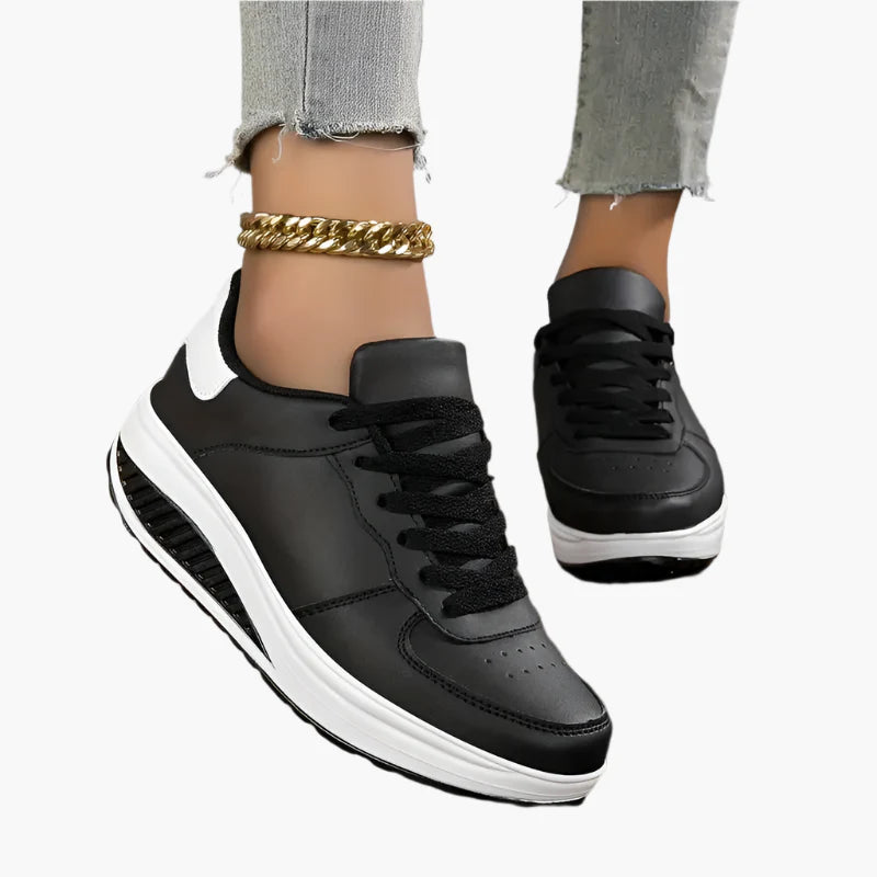 Women's platform sneakers – sporty lifestyle sneakers with thick sole