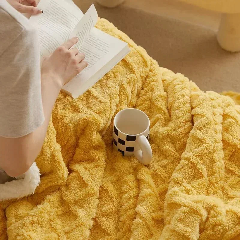 Luxe Winter Blanket for Adults – Extra Thick Cuddle Blanket for Bedroom & Couch, Comfortable and Stylish