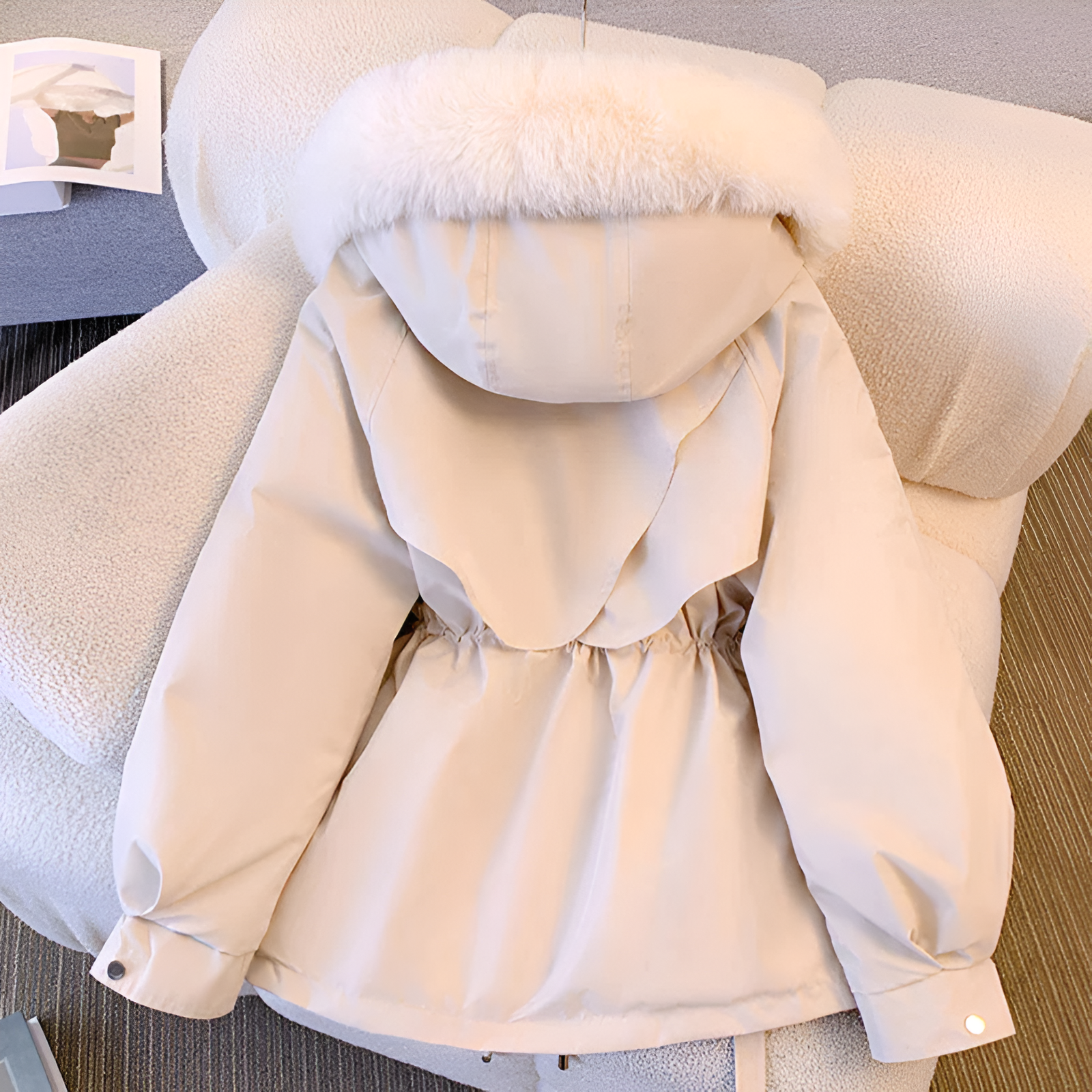 Women's Winter Coat with Hood and Fleece Lining – Stylish Warm Parka for Cold Days