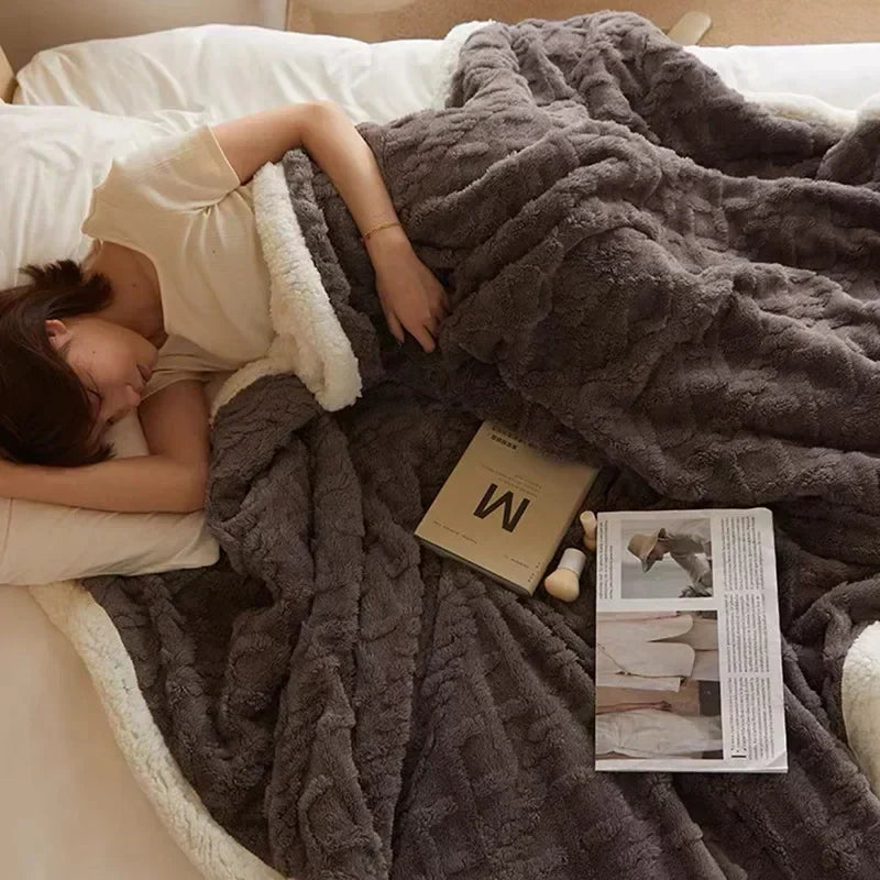 Luxe Winter Blanket for Adults – Extra Thick Cuddle Blanket for Bedroom & Couch, Comfortable and Stylish