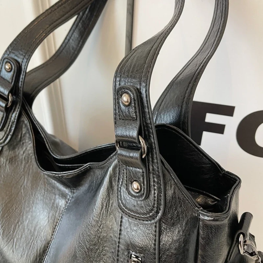 Women's Shoulder Bag Casual Stylish and Practical for Daily Use