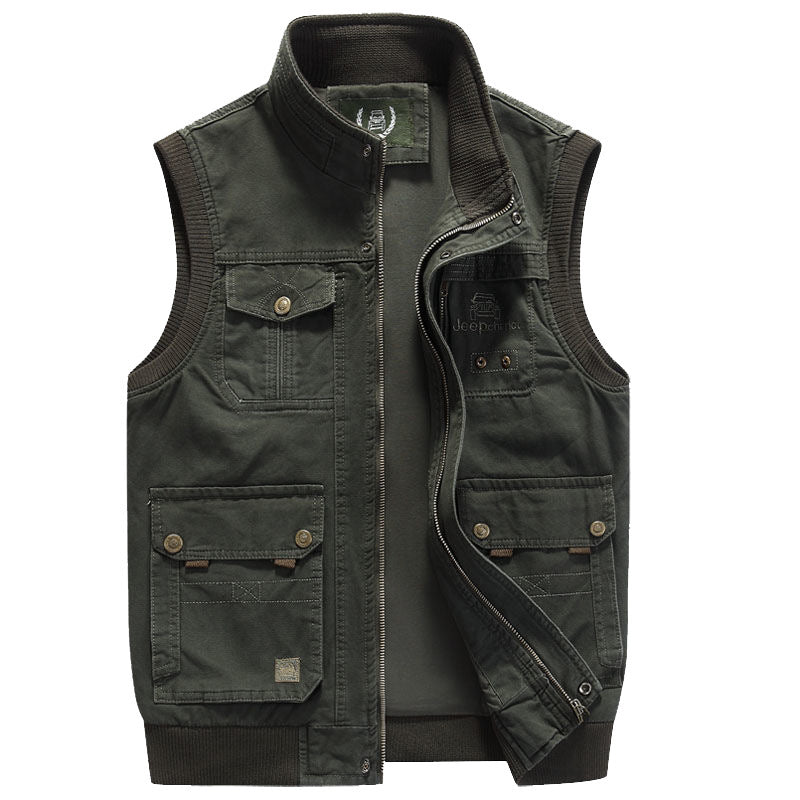 Functional Men's Outdoor Utility Vest with Multiple Pockets