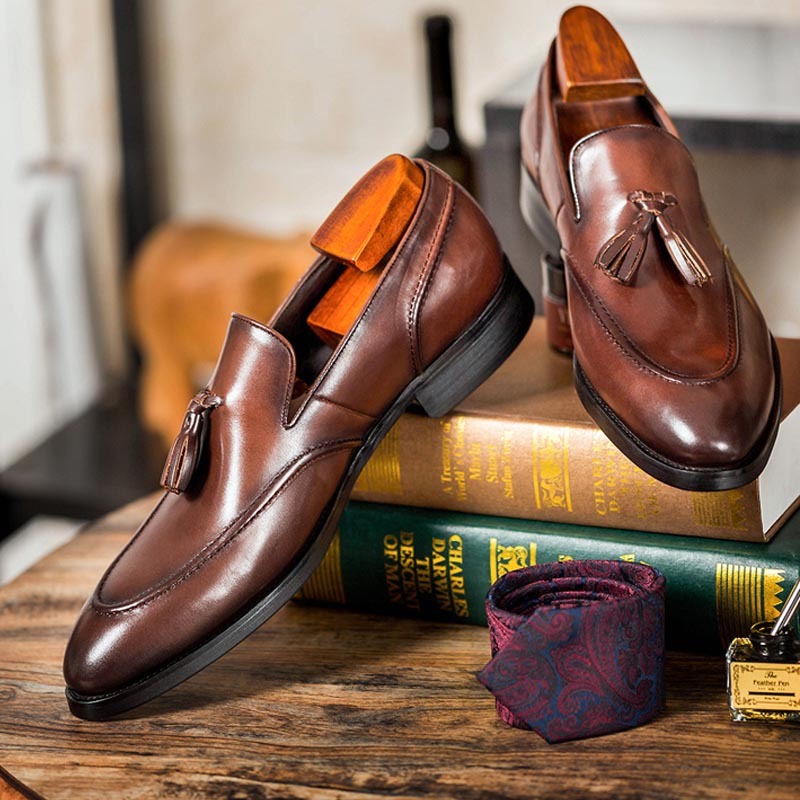 Luxe Men's Loafers with Tassel – Elegant Slip-ons for Business and Casual Use