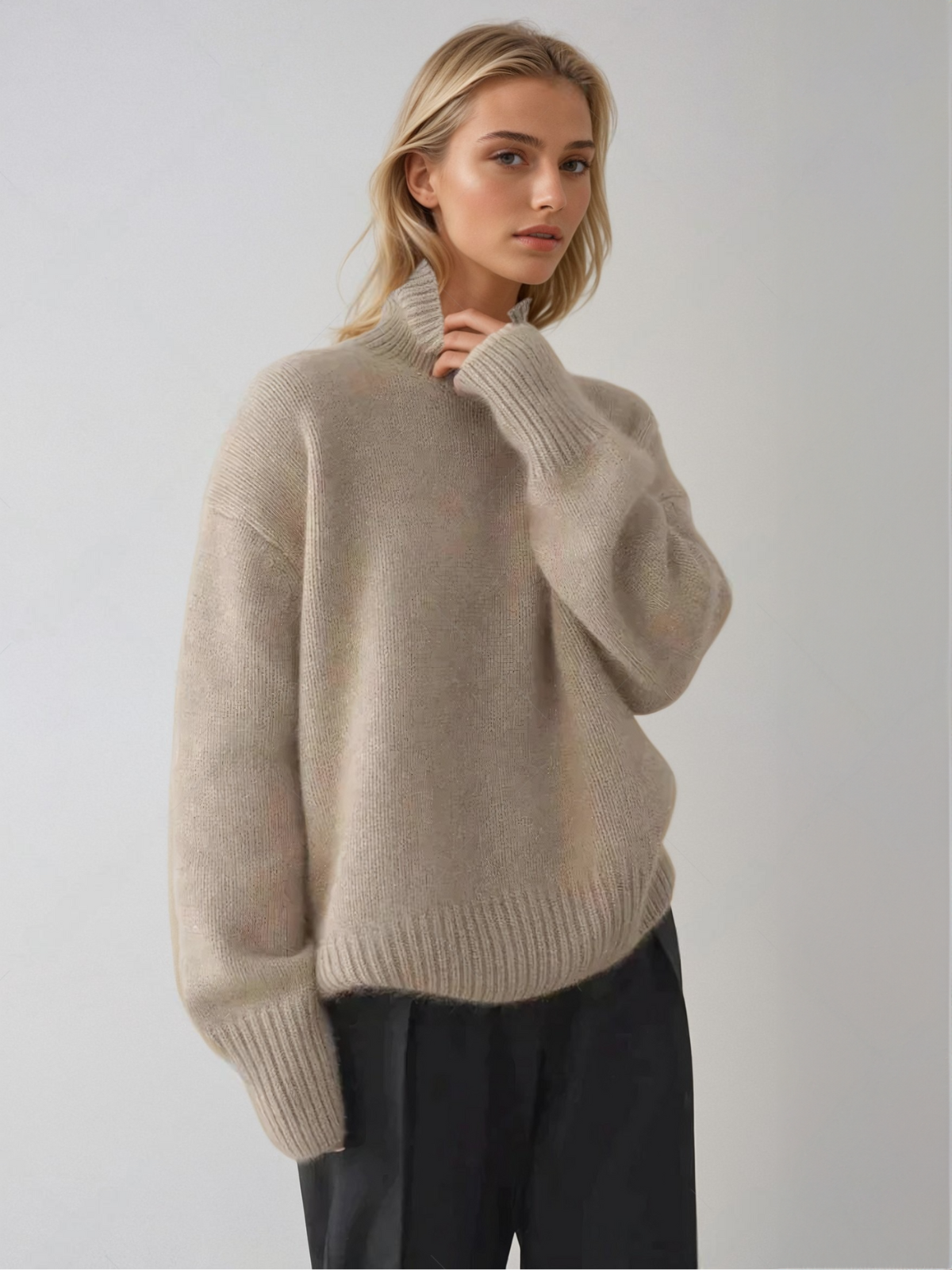 Women's Turtleneck Knitted Sweater – Fashionable Oversized Style for Autumn and Winter