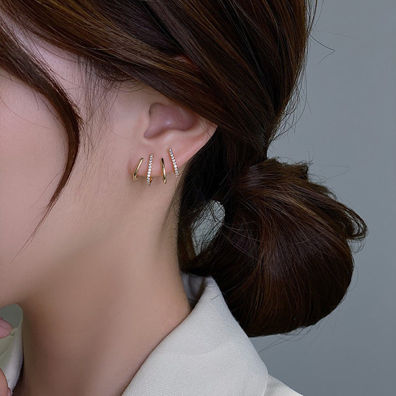 Jennifer – Silver Earrings with Zirconia