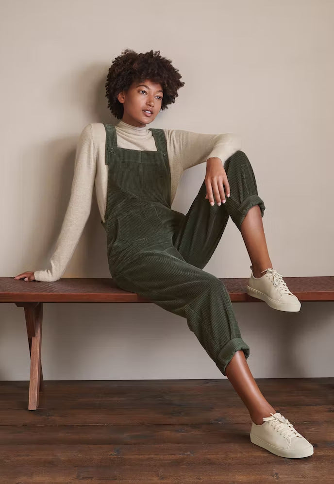 Marie – Corduroy Overalls with Buttons and Pockets